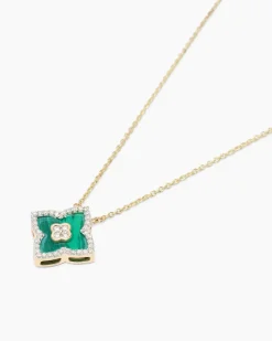 Anhänger mit Malachit an Kette