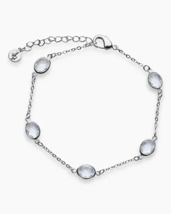 Armband mit Glassteinen