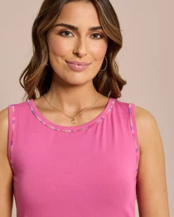 Basic Top mit Ziernaht