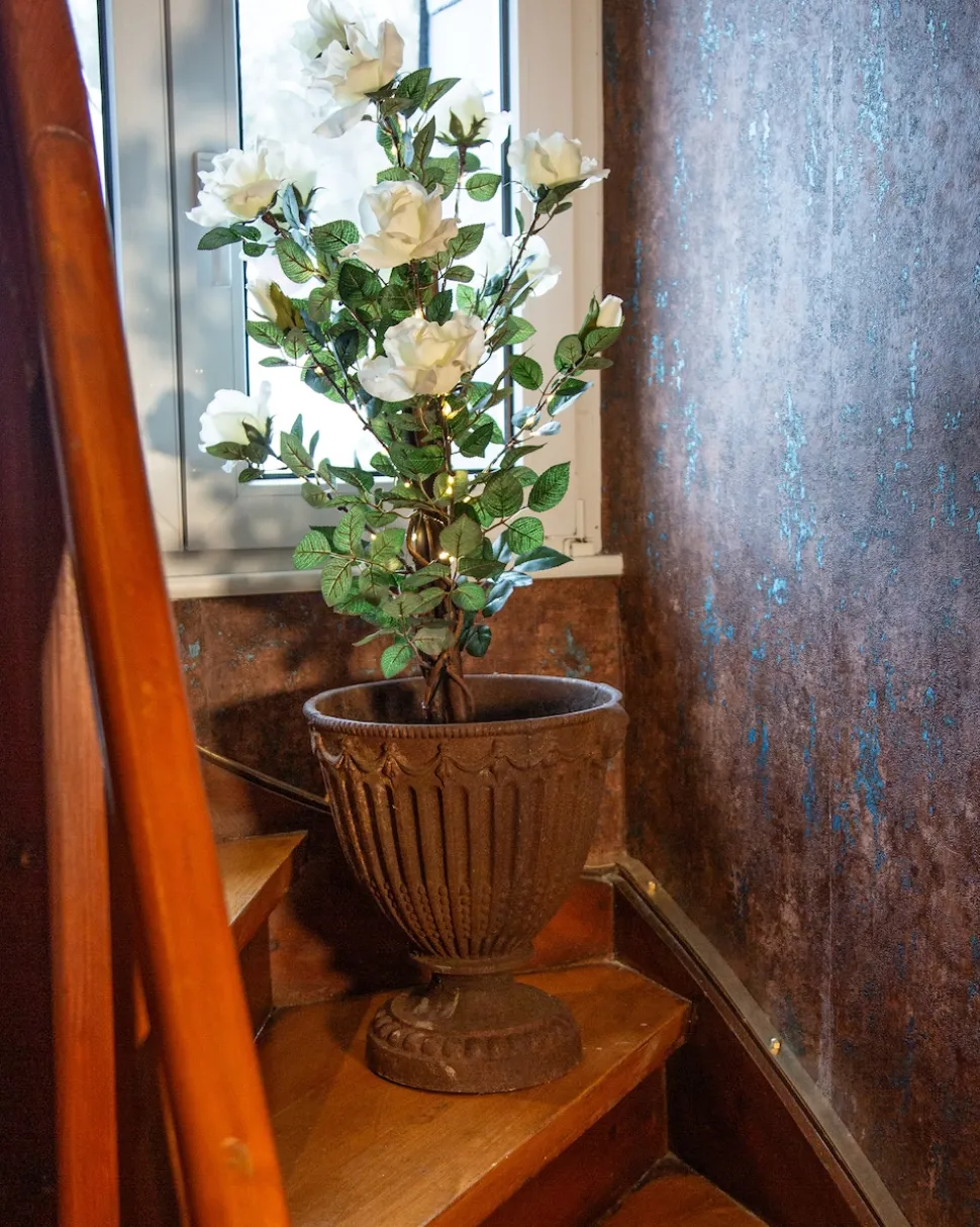 Beleuchteter Outdoor-Rosenbaum