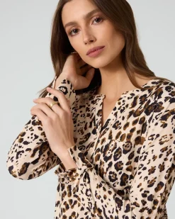 Blusenshirt mit Leodruck