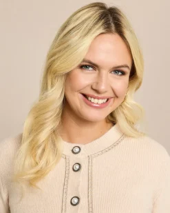 Cardigan mit Knöpfen und Kettendetail