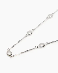 Collier mit Glassteinen