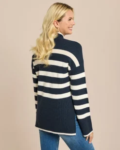 Gestreifter Pullover mit Rosenknöpfen