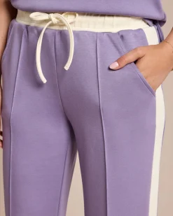 Hose mit Farbstreifen