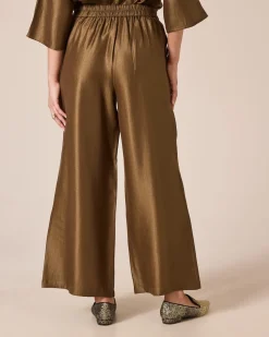 Hose mit Glanzeffekt