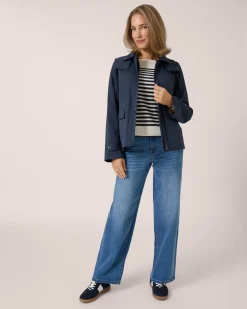 Jacke mit abnehmbarer Kapuze