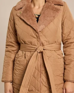 Jacke mit Kragen