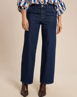 Jeans aus Lyocell mit weitem Bein