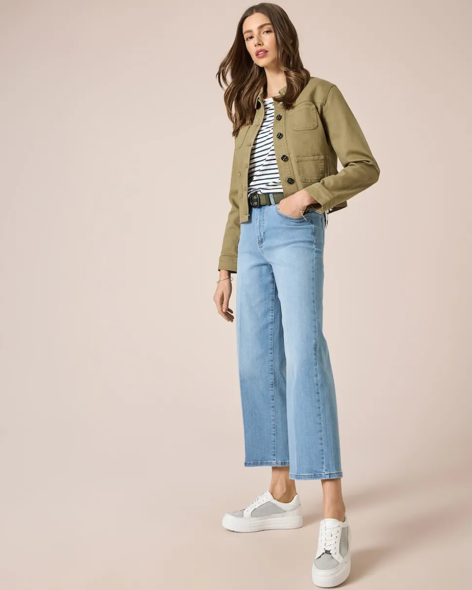 Jeansjacke mit aufgesetzten Taschen