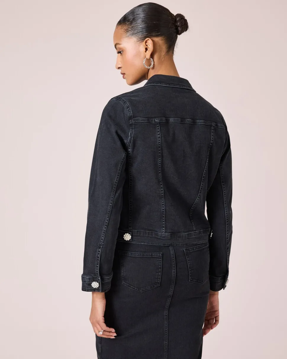 Jeansjacke mit Schmuckknöpfen