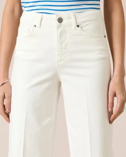 Jeans mit Bügelfalte