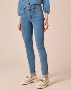 Jeans mit Naht-Details