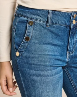 Jeans mit Tencel und Knöpfen