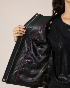 Lederjacke mit Nieten