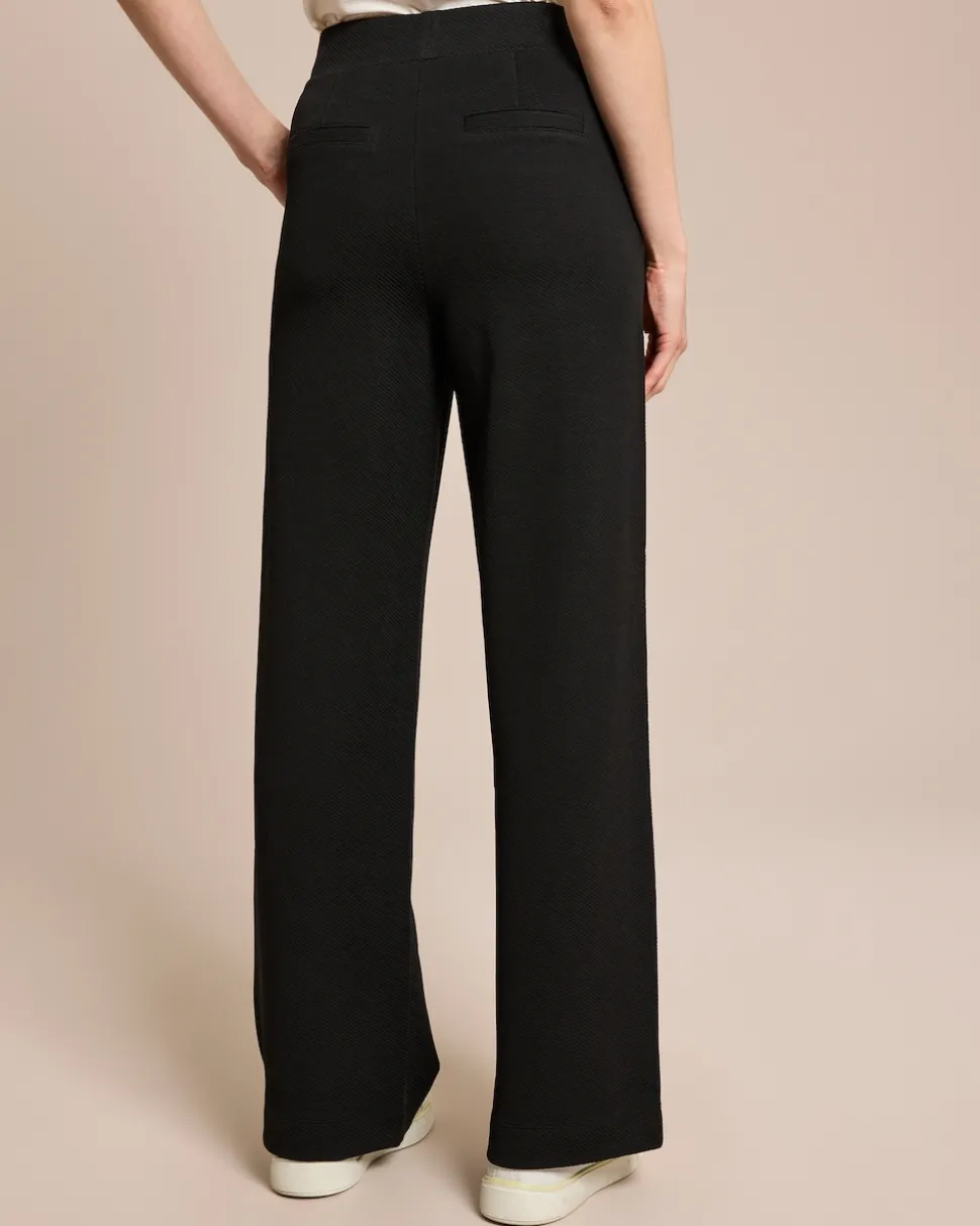 Marlenehose aus Strukturstoff