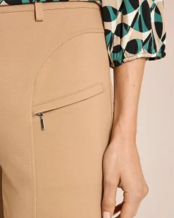 Ponte Hose mit raffinierter Naht