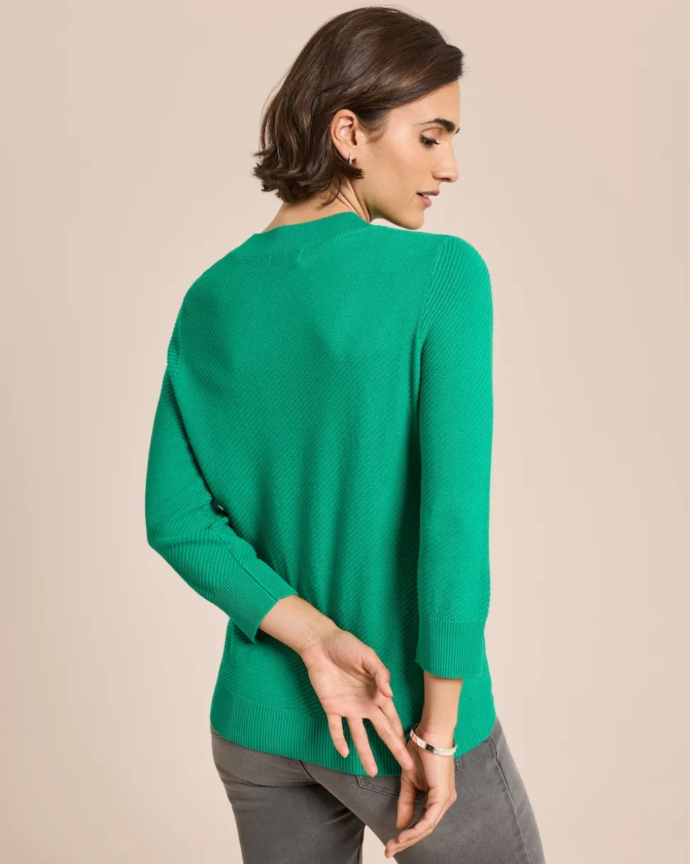 Pullover mit diagonaler Streifenstruktur