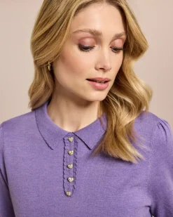Pullover mit Kragen und Herzknöpfen