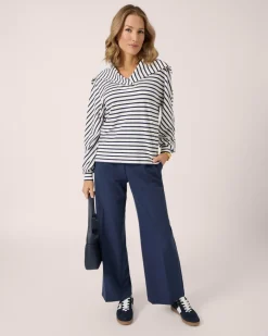 Pullover mit Streifen & Kragen