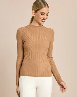 Relief Pullover