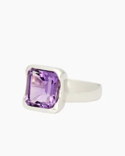 Ring mit Amethyst