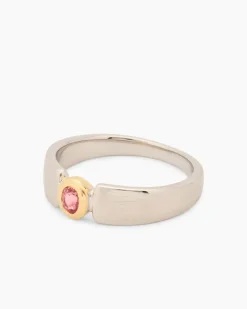 Ring mit Padparadscha Saphir