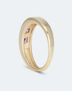 Ring mit Saphir