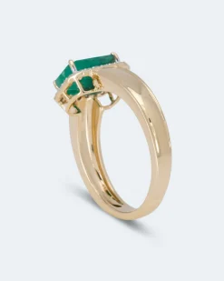 Ring mit Smaragd und Zirkon