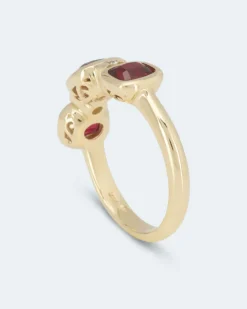 Ring mit Spinell und Brillant
