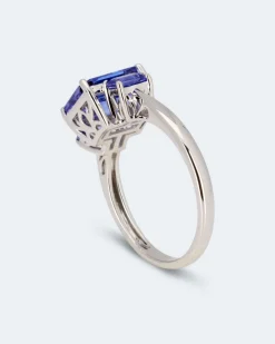 Ring mit Tansanit AAAA+