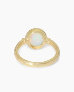 Ring mit äthiopischem Kristallopal