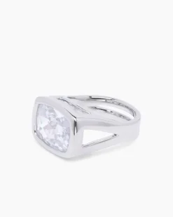 Ring mit Zirkonia