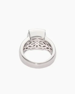 Ring mit Zirkonia