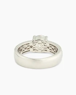 Ring mit Zirkonia
