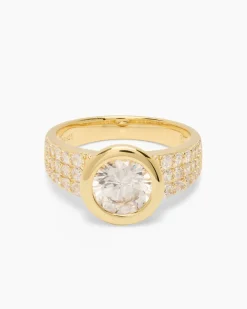 Ring mit Zirkonia