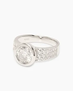 Ring mit Zirkonia