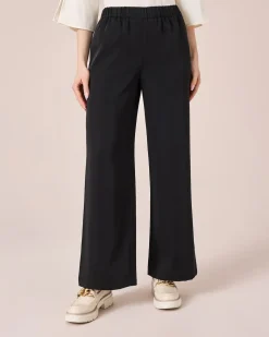 Schlupfhose mit ausgestelltem Bein