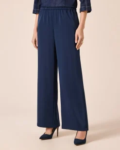 Schlupfhose mit ausgestelltem Bein