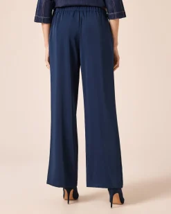 Schlupfhose mit ausgestelltem Bein