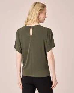 Shirt mit geraffter Schulterpartie