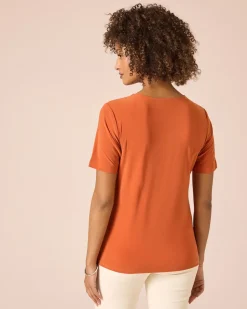 Shirt mit Herzausschnitt