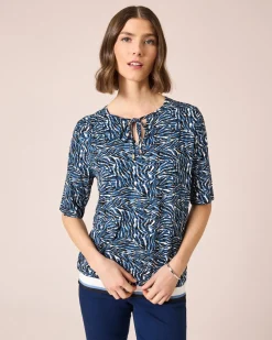 Shirt mit Key-Hole und Kordel