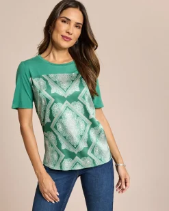 Shirt mit platziertem Druck