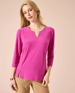 Shirt mit Schlitzen