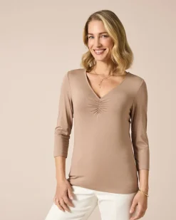 Shirt mit V-Ausschnitt