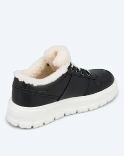 Sneaker mit Fellimitat