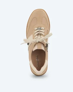 Sneaker mit THOM-Stern-Emblem