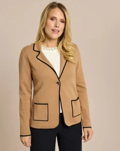 Strickblazer mit Kontrasteinfassung