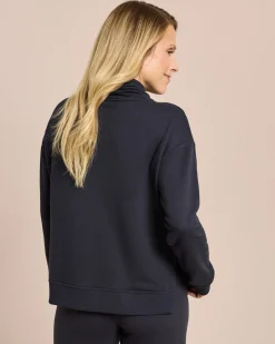 Sweatpullover mit Schlitzen